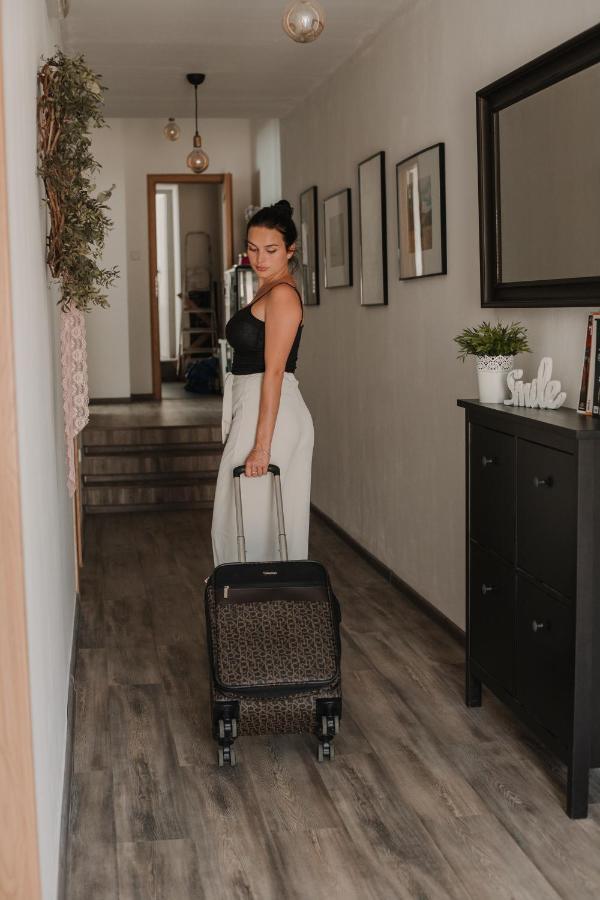 Gallery Apartment 2 مارتون المظهر الخارجي الصورة